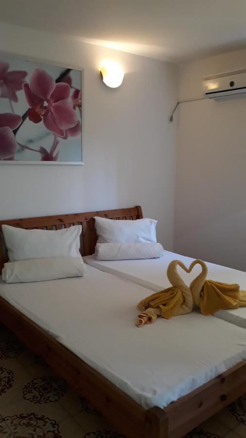 Casa Silvia Hotel Западен Ефорие Екстериор снимка