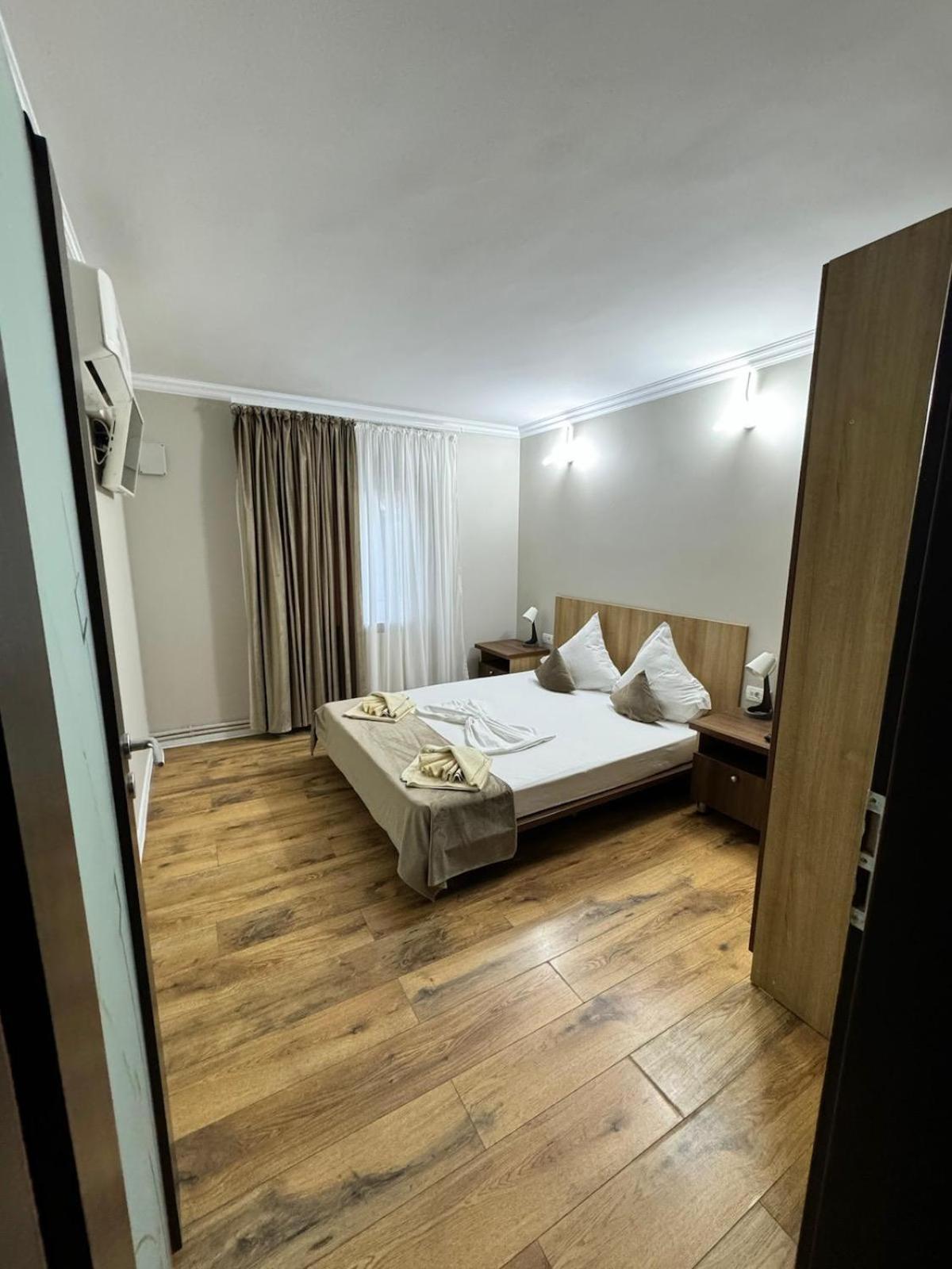Casa Silvia Hotel Западен Ефорие Екстериор снимка